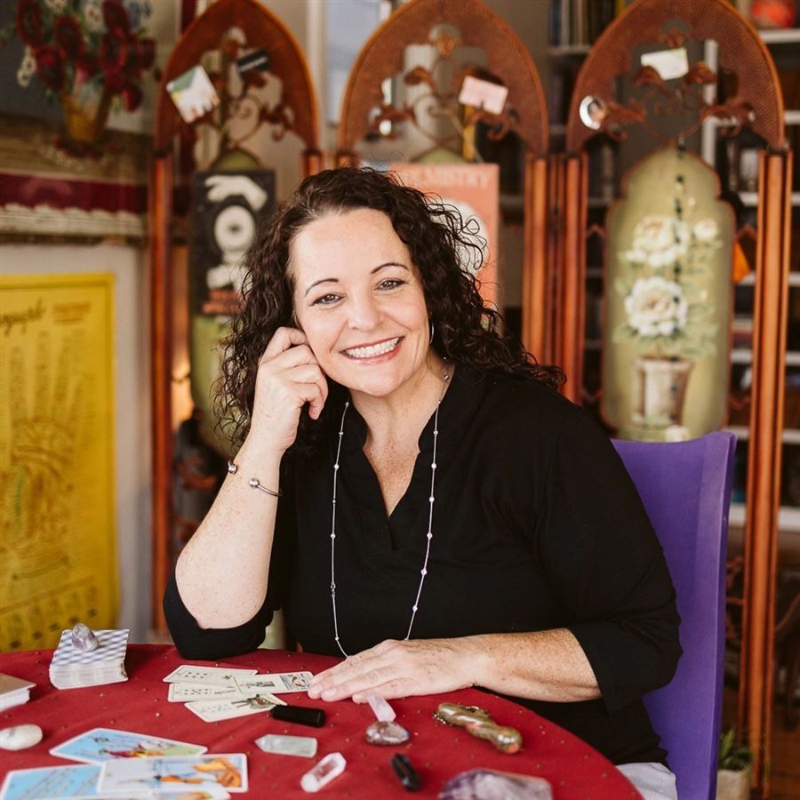 Bernice Bisson - Top Winnipeg Psychic Medium